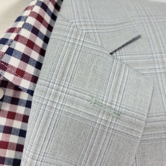 Alfani Men's Sport Coat Blazer Two Button Gray Plaid Poly Blend SLIM 46L NEW - Picture 9 of 16